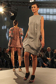 Meisterschule für Mode, Kollektionsschau 2011 (©Foto: MartiN Schmitz)